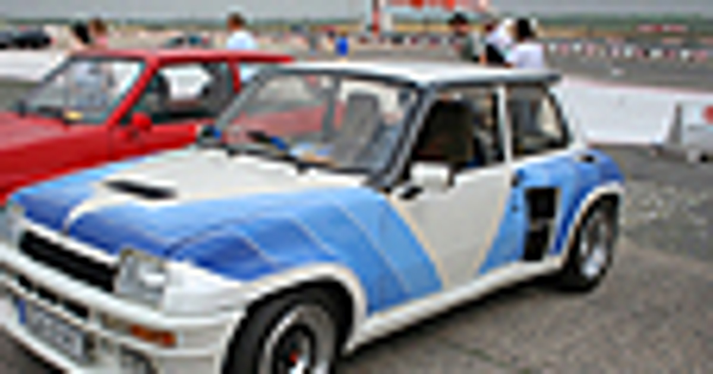 Renault 5 Turbo - Wyczynowy z mocnymi plecami
