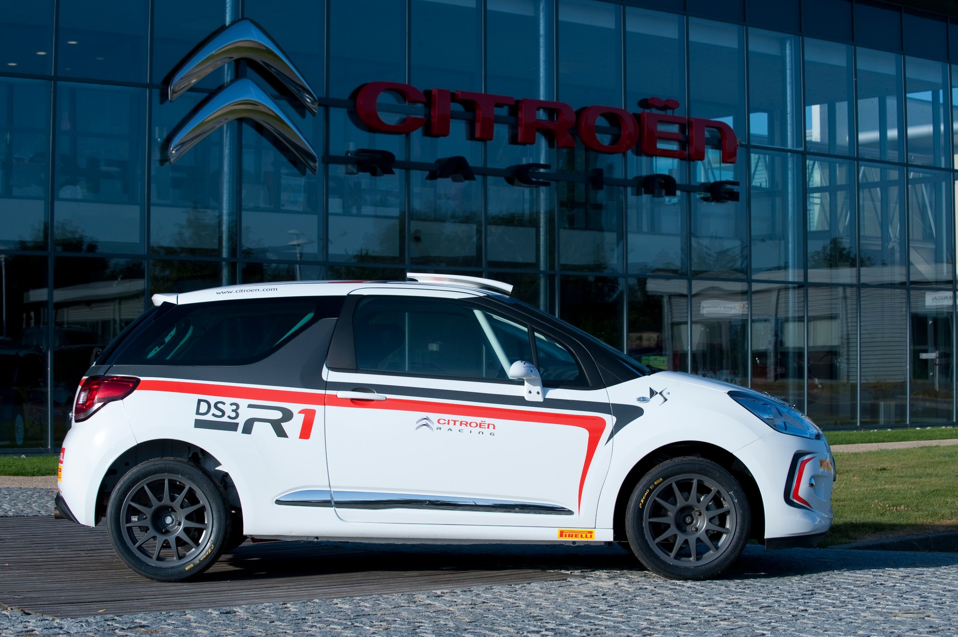 Odkrywamy tajemnice Citroëna DS3 R1