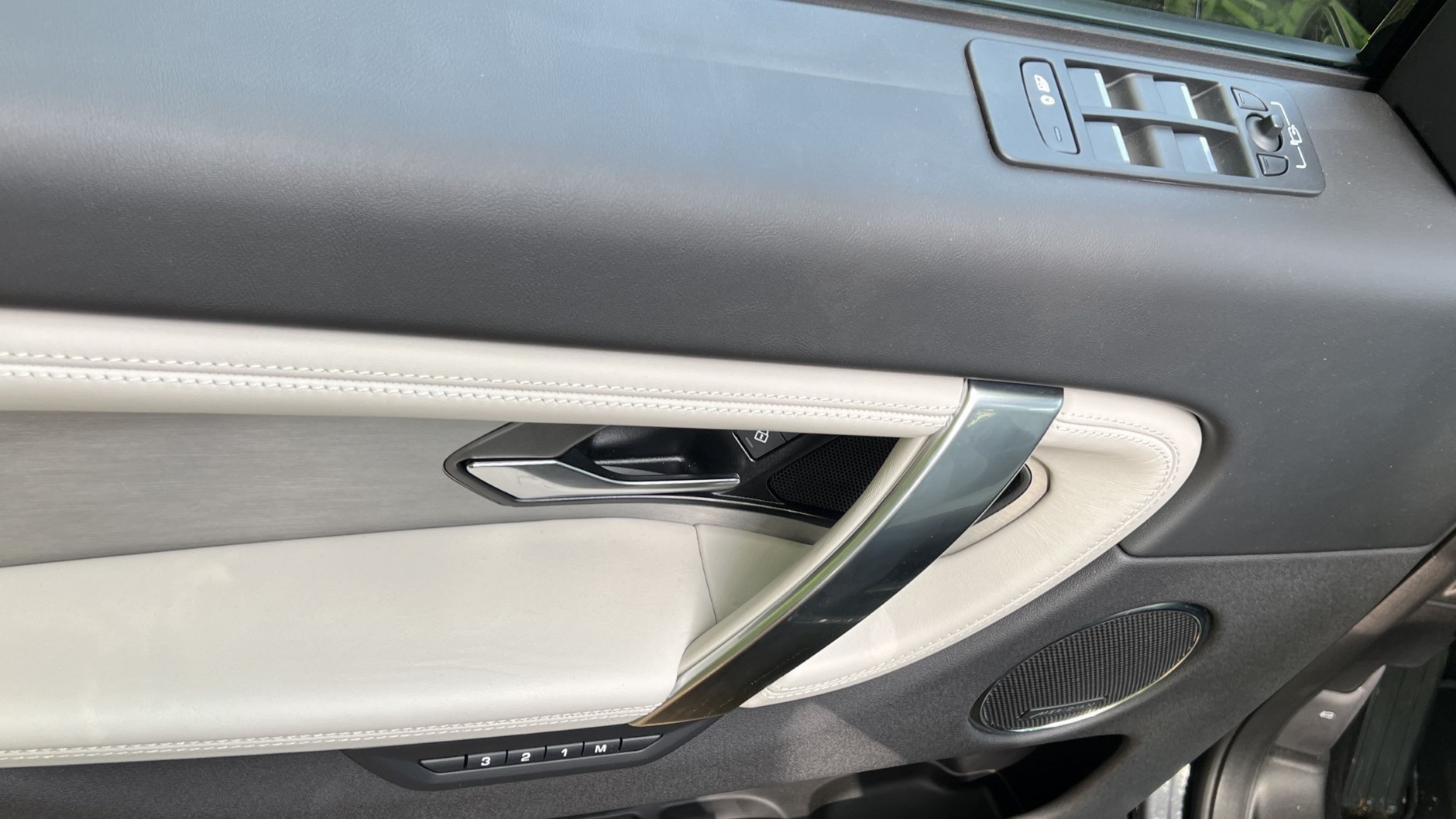 Land Rover Discovery Sport (druga generacja; wersja z 2024 r.)