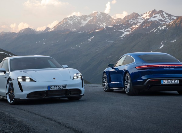 Porsche Taycan – prawie jak Panamera, czyli Turbo z prądem