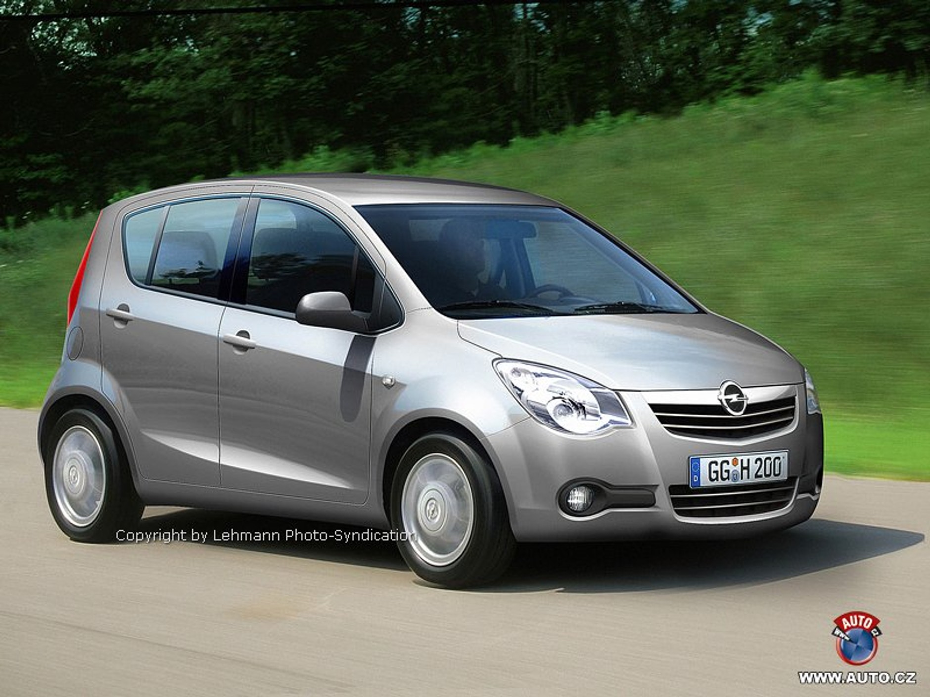 Zdjęcia szpiegowskie: nowy Opel Agila nawiąże do Corsy