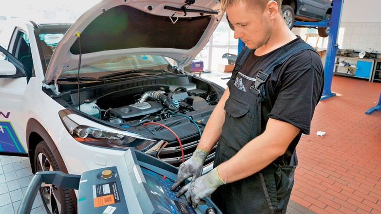 Czynnik chłodniczy R-1234yf, czyli tanio już było