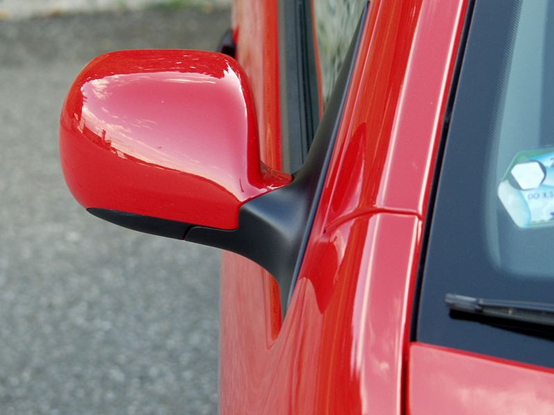 Co kradną w Niemczech? Liderem jest VW Caravelle, Škoda Fabia RS w TOP5