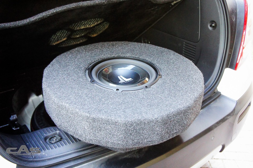 Gotowy subwoofer z głośnikiem JL Audio