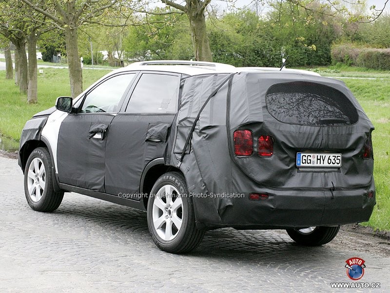 Zdjęcia szpiegowskie: Kia Sorento – kolejna generacja w przygotowaniu
