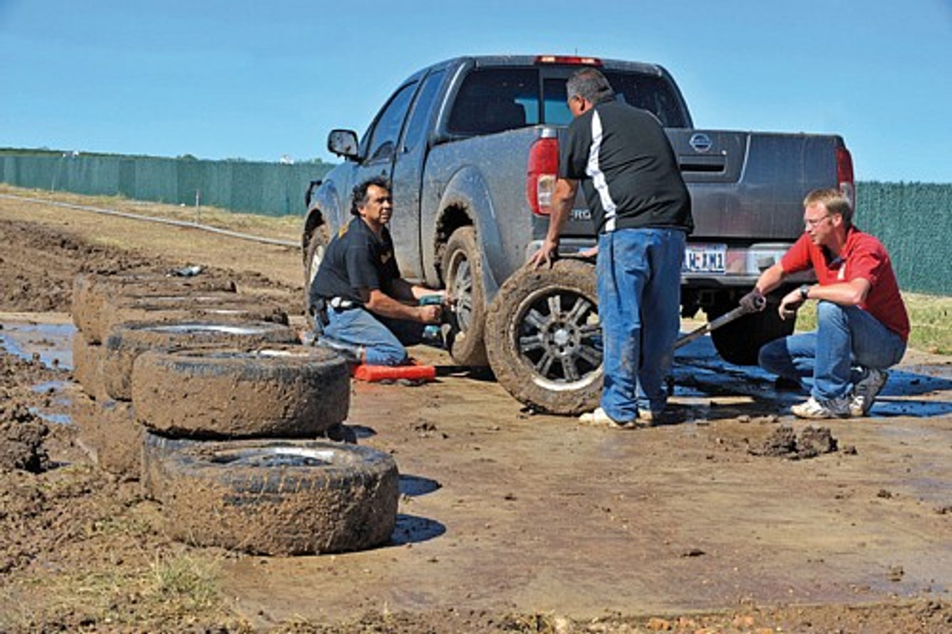 Test opon szosowo-terenowych: Opony do wszystkiego