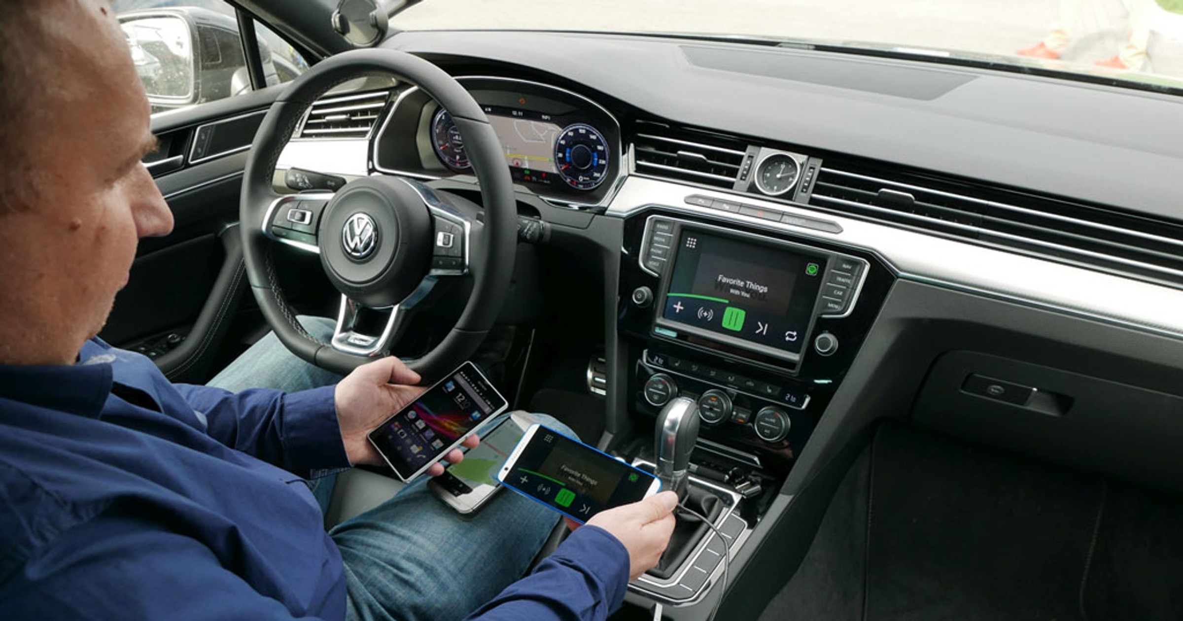 Internet w samochodzie - jak z samochodu zrobić connectedcar?