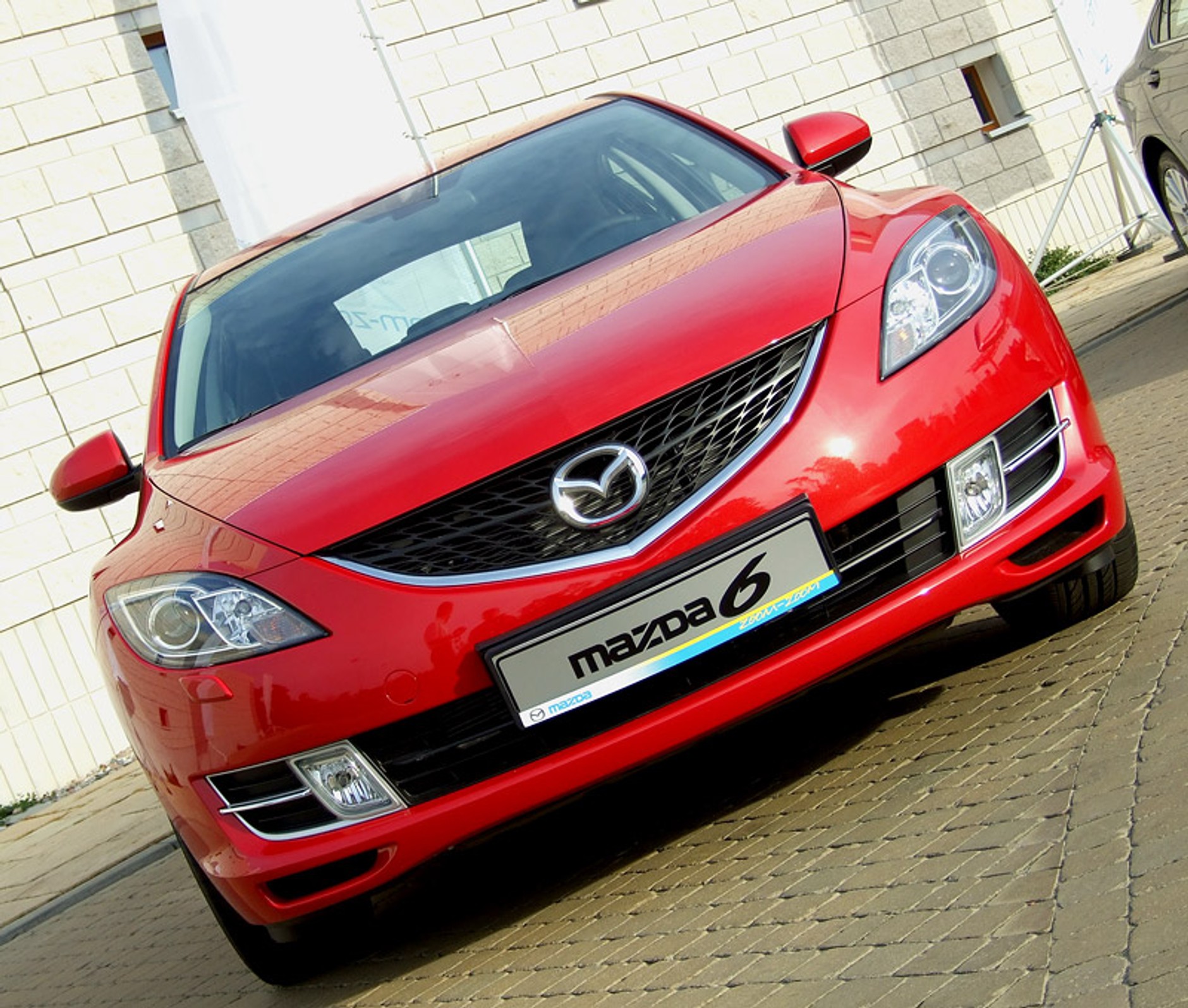 Mazda: oficjalny powrót do Polski (wideo)