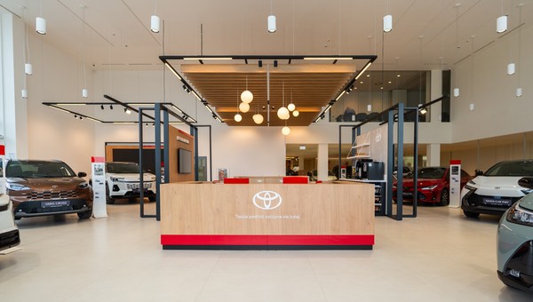 Nowy salon Toyoty i Lexusa w Warszawie