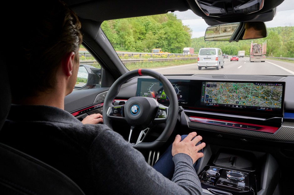 BMW i5 M60 xDrive Touring (2024)