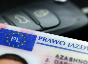 Prawo jazdy z kodem "78" - co daje i jak je zdobyć?