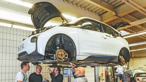 Używane auto elektryczne. Czy da się już coś kupić w rozsądnej cenie?