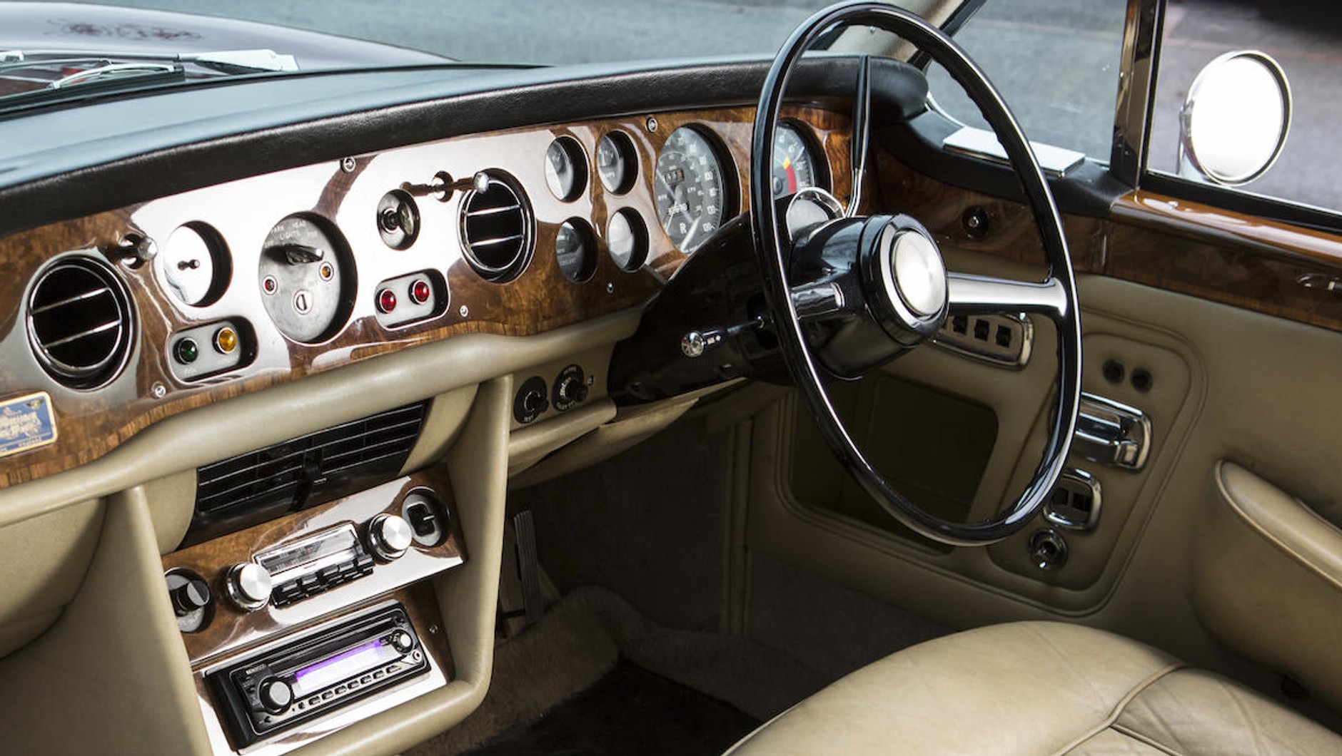 Rolls-Royce Corniche Coupe