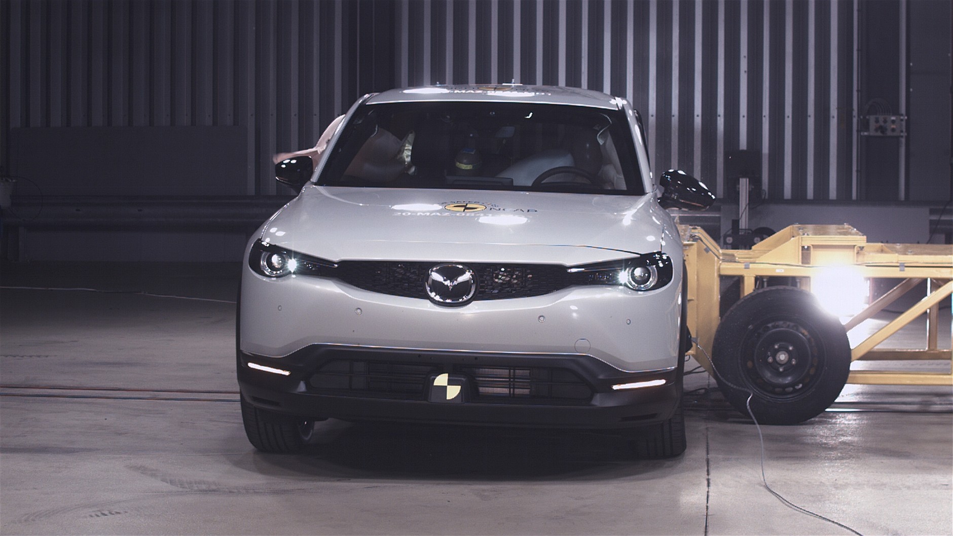 Euro NCAP – Honda Jazz i Mazda MX-30 zdały test na piątkę