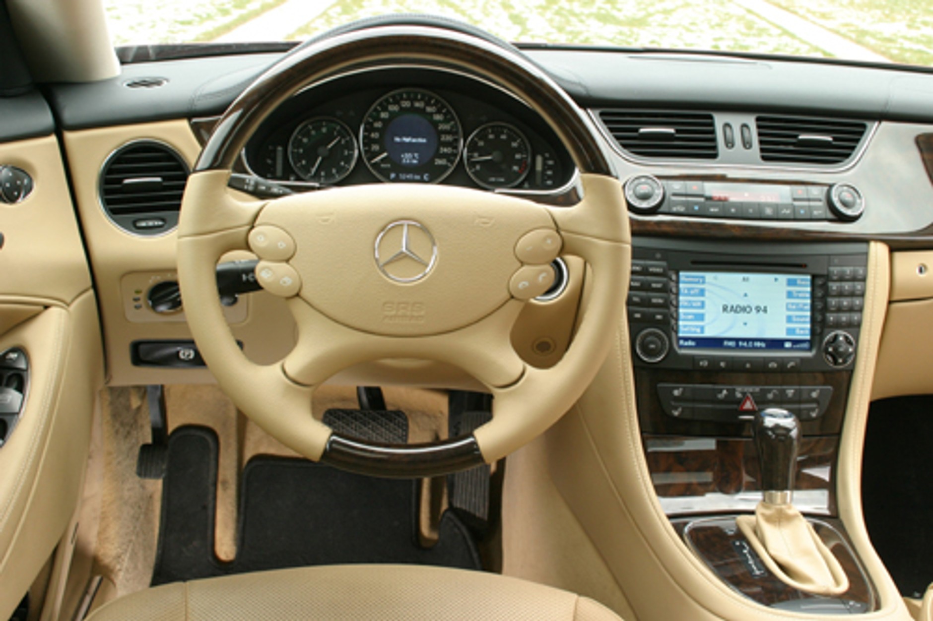 Mercedes CLS 350 - Jedna płynna kreska