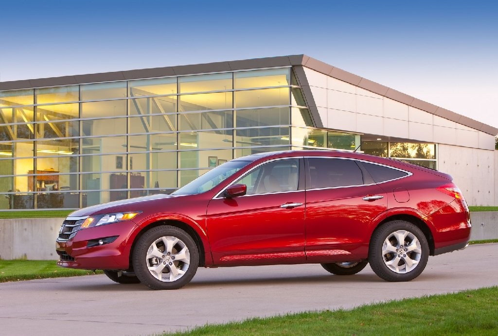 Honda Accord Crosstour - Crossover w amerykańskich salonach