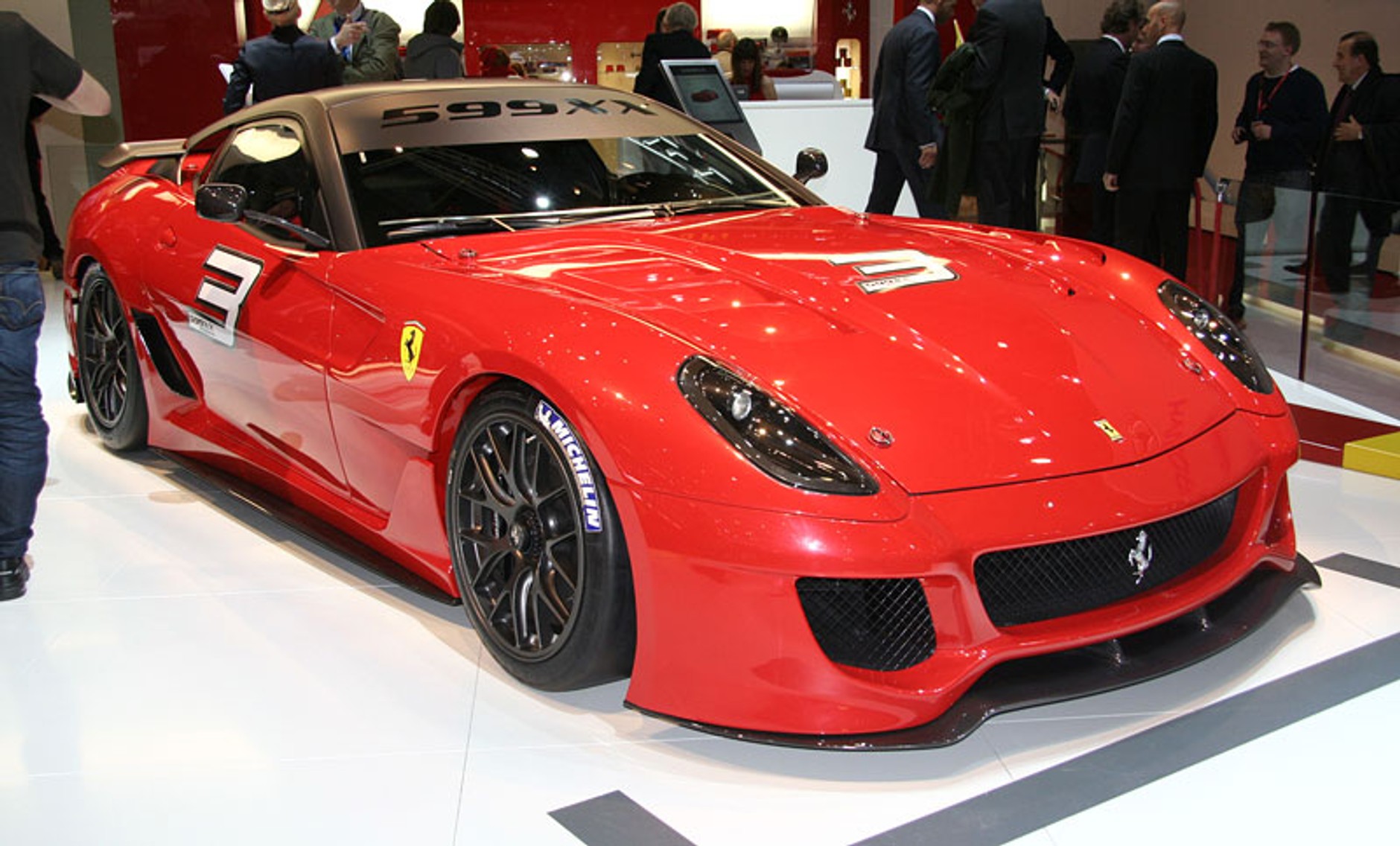 Ferrari w pierwszym półroczu 2009 zwiększyło udziały w rynku