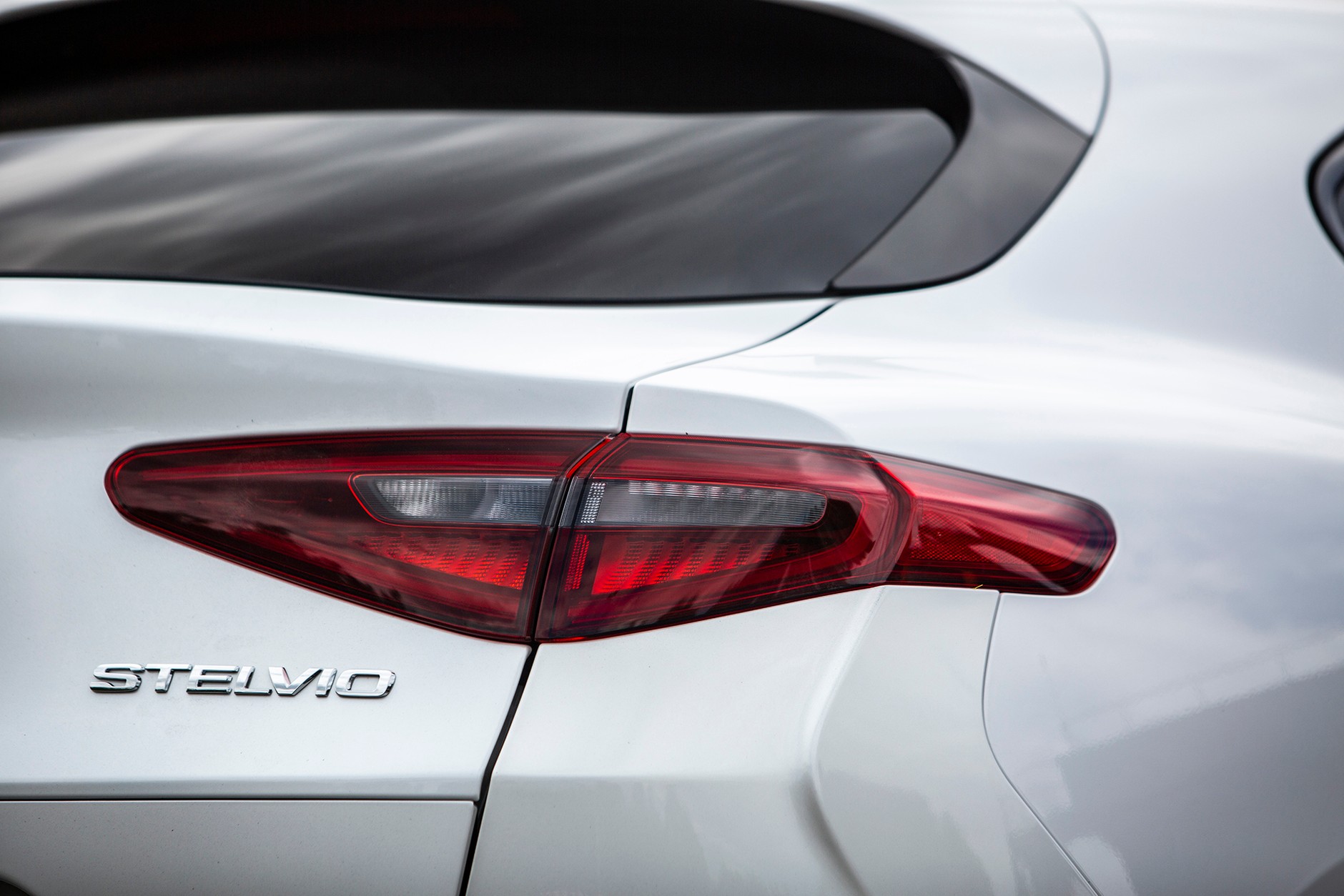 Alfa Romeo Stelvio Quadrifoglio - ekstraklasa szybkich SUV-ów