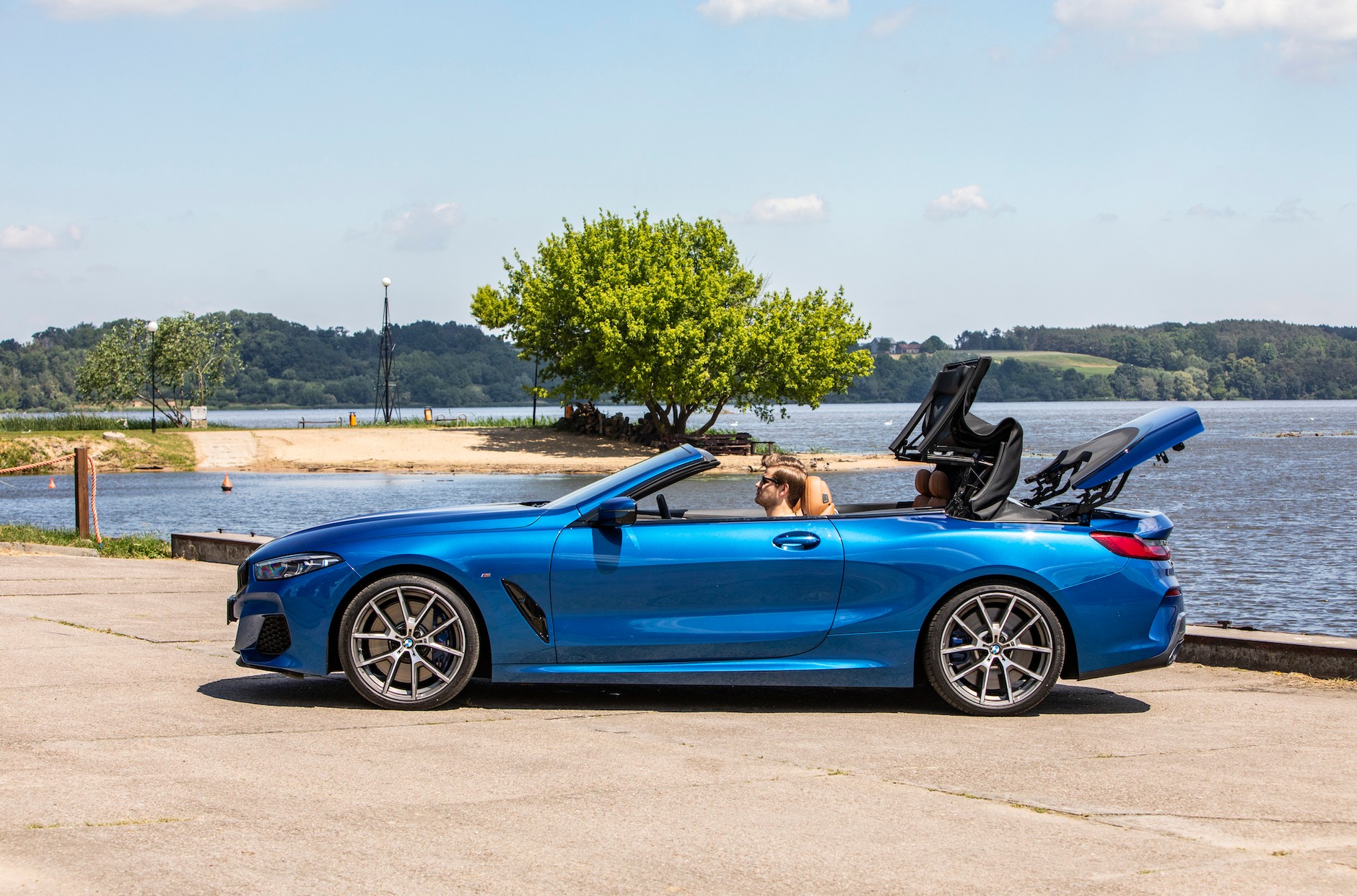 BMW M850i xDrive Cabrio