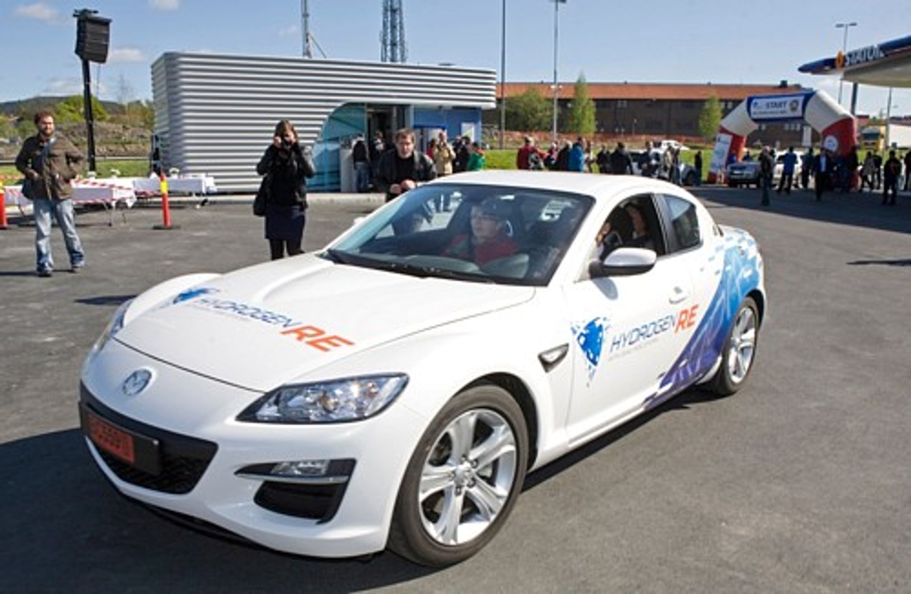 Mazda RX-8 Hydrogen RE - Sportowiec na wodę