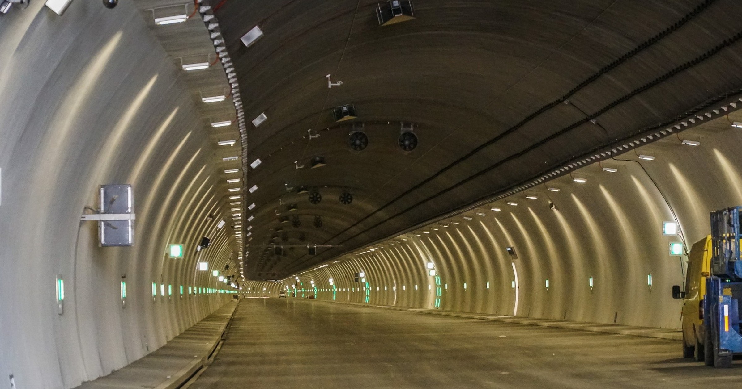 Tunel na Zakopiance w ciągu drogi S7