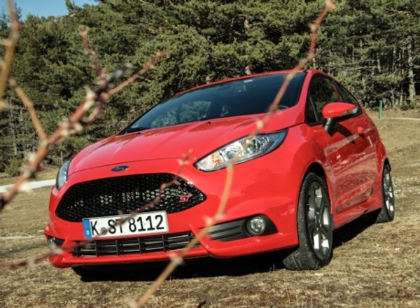 Ford Fiesta VII ST: romantyczna rajdówka. Test i opinie