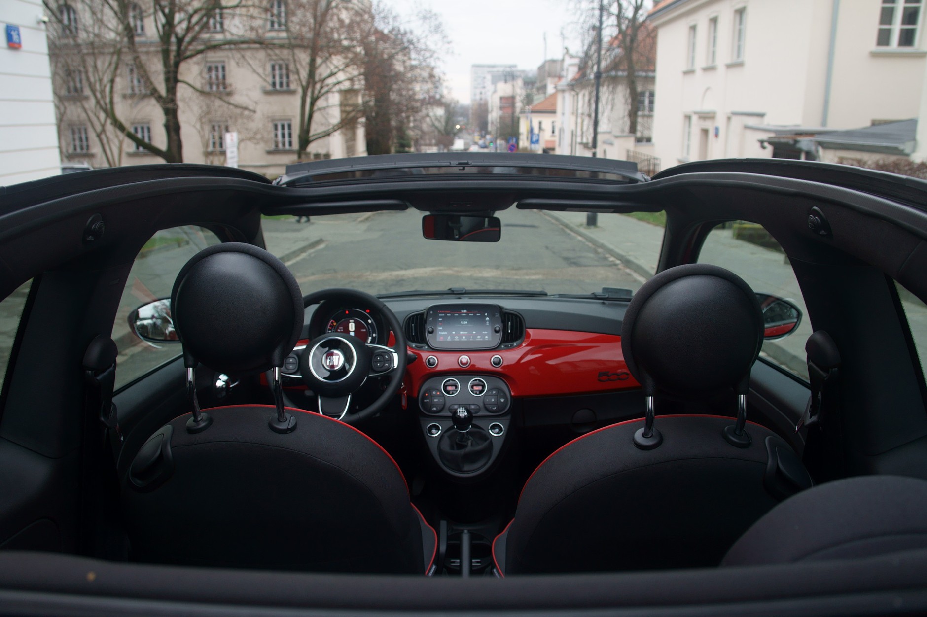 Fiat 500C 1.0 Hybrid (RED)