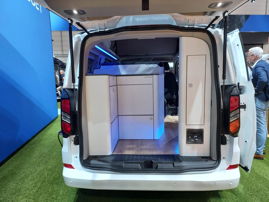 Caravan Salon 2023. Ford Nugget