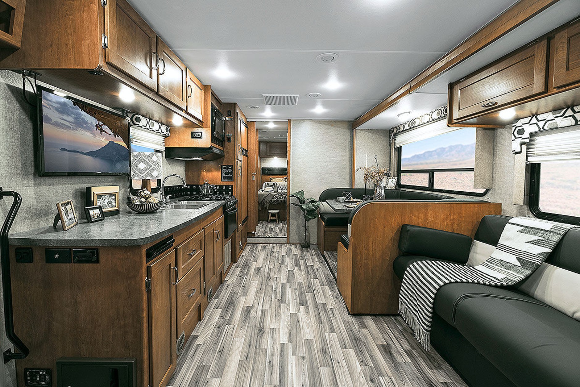 Luksusowe kampery z USA