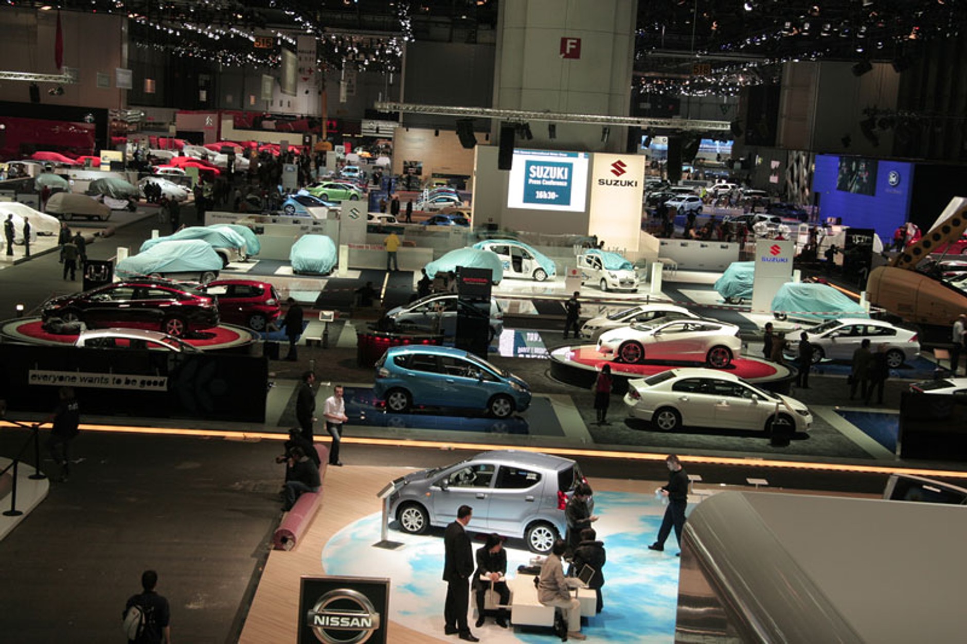 Genewa 2009: pierwsze wrażenia (fotogaleria 1.)