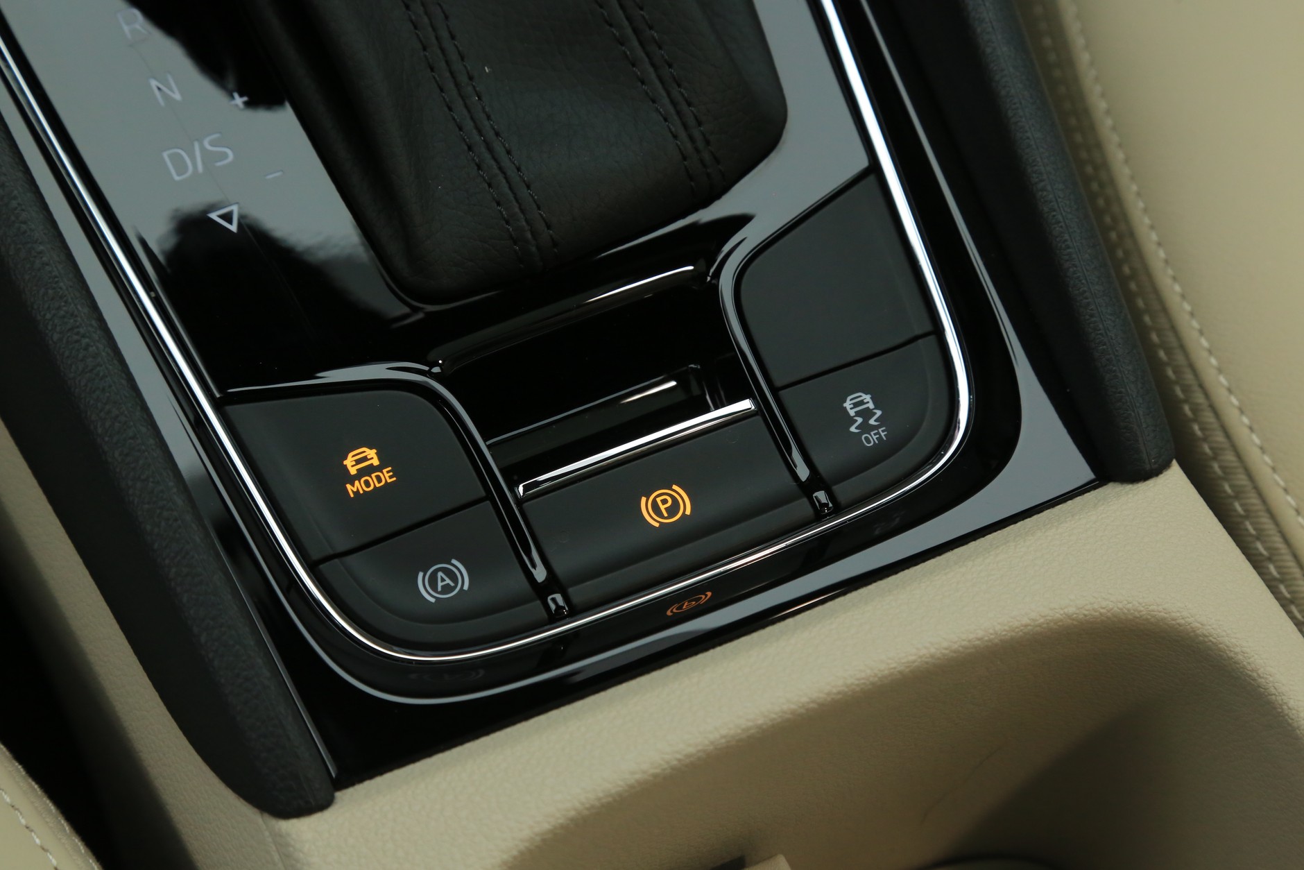 Skoda Kodiaq 1.5 TSI DSG 2021 I generacja po FL