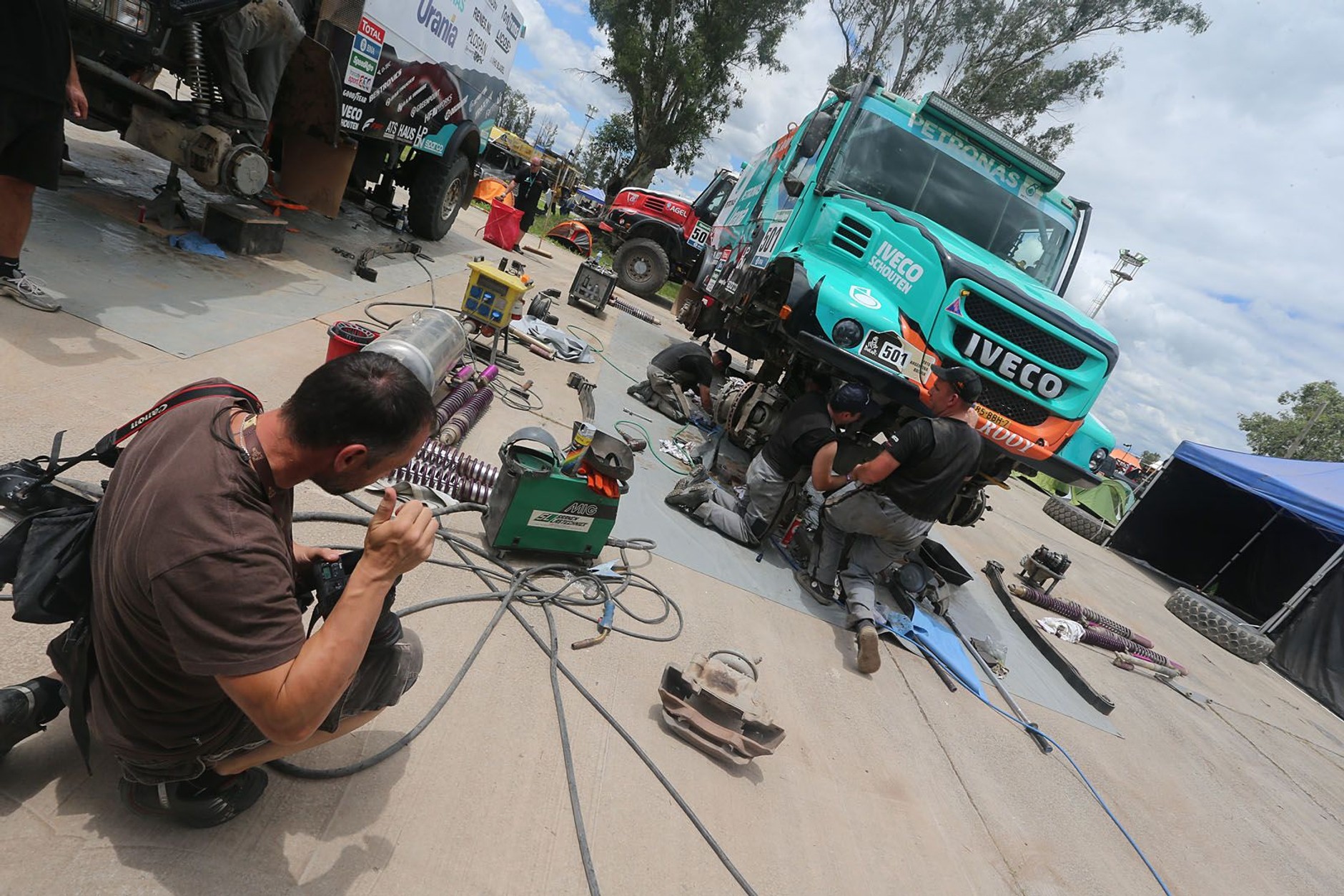 Dakar 2016: regeneracja sił i maszyn (dzień odpoczynku, galeria)