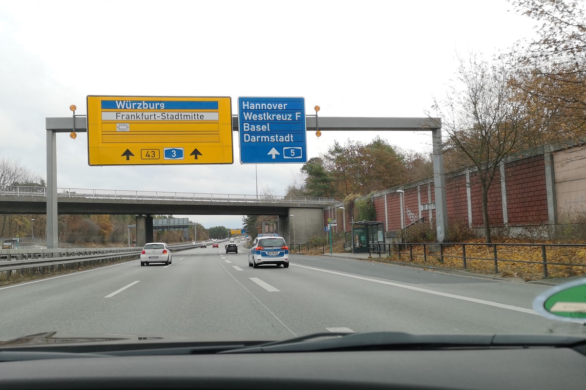 W lipcu duże utrudnienia podczas wyjazdu do Niemiec. Wakacje pod znakiem kontroli i korków