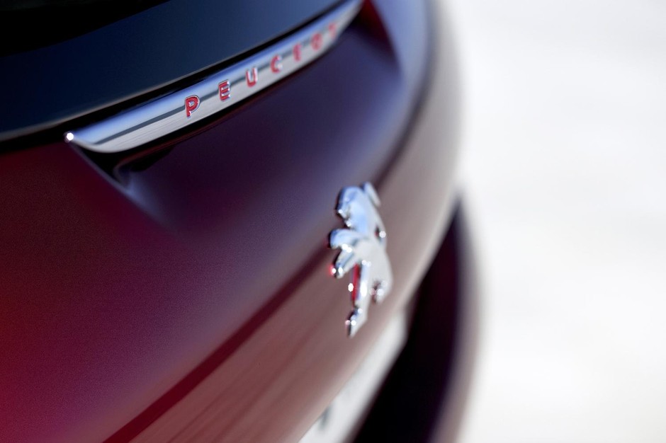 Peugeot 208 GT i XY: dwie koncepcje