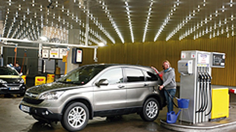 Ceny oszalały, co kupić benzynę czy diesla?