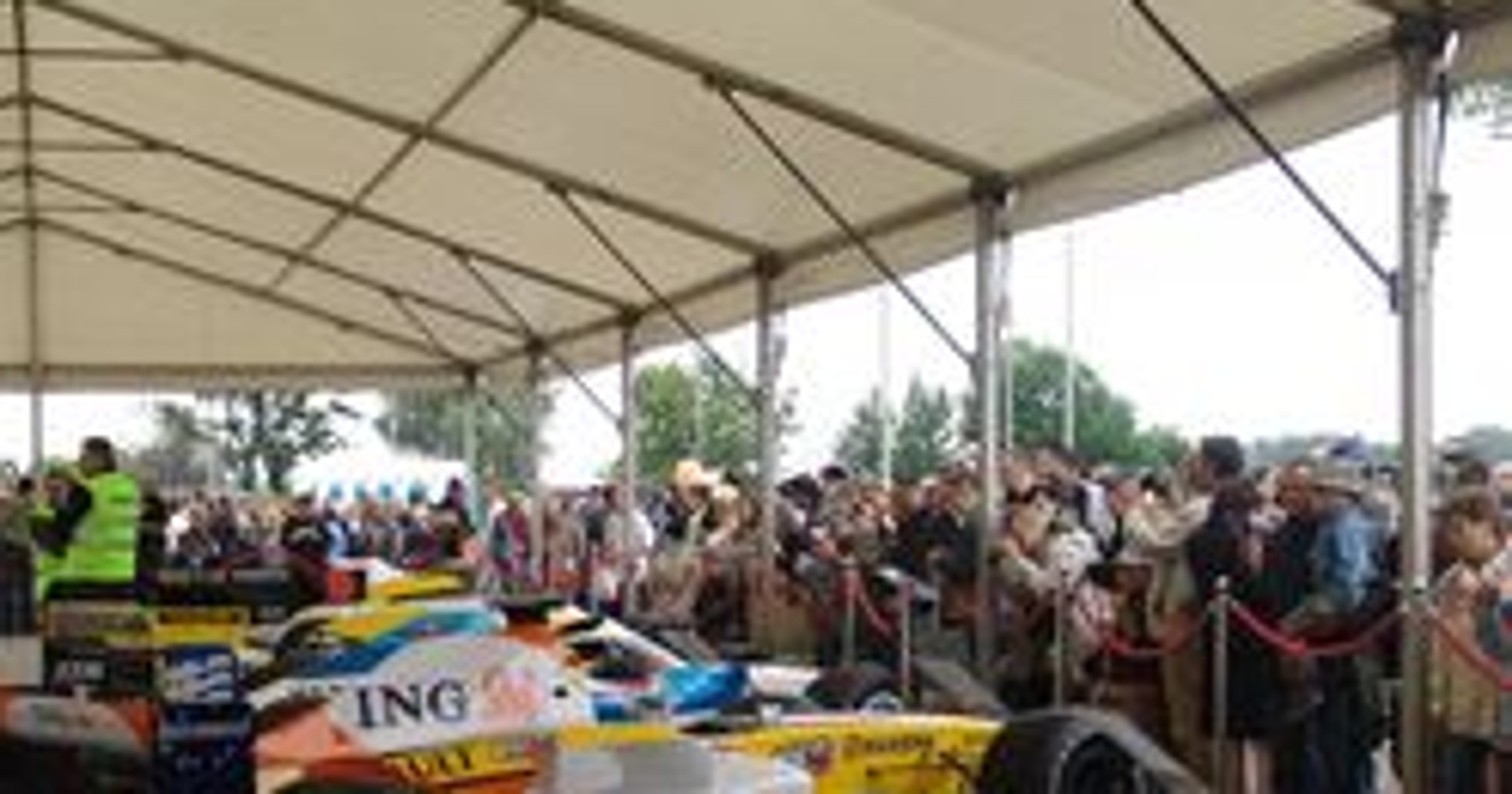 Renault: święto Formuły 1 w Warszawie (fotogaleria)