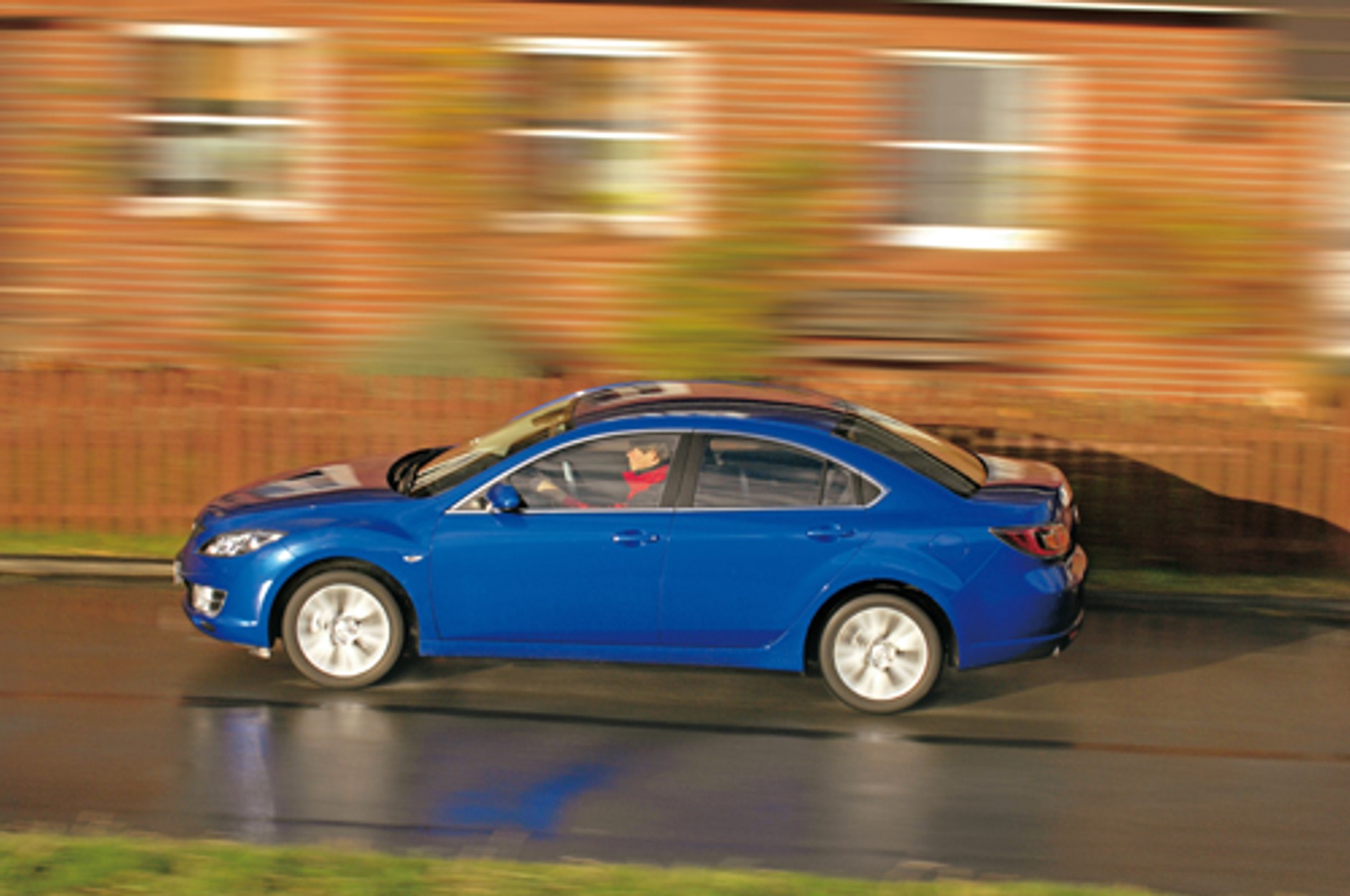 Nowa Mazda 6 - Superbryka czy przeciętniak?