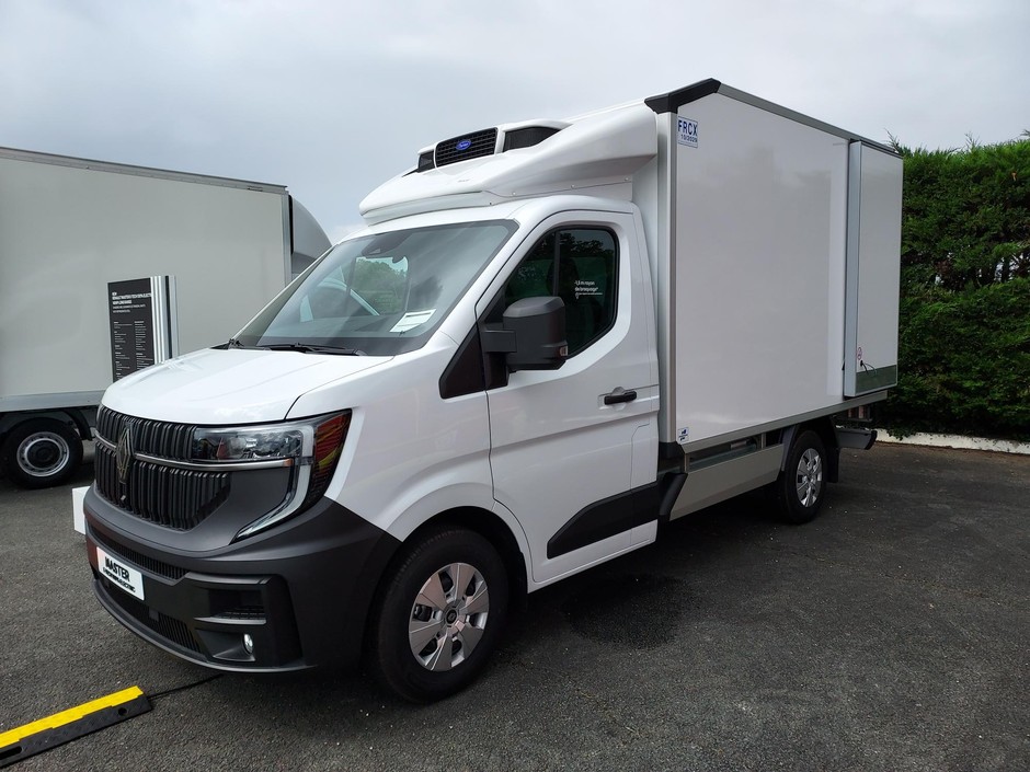 Nowy Renault Master – izoterma