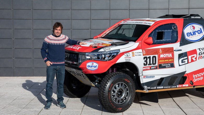 Muzeum Fernando Alonso powiększyło się o „dakarówkę”