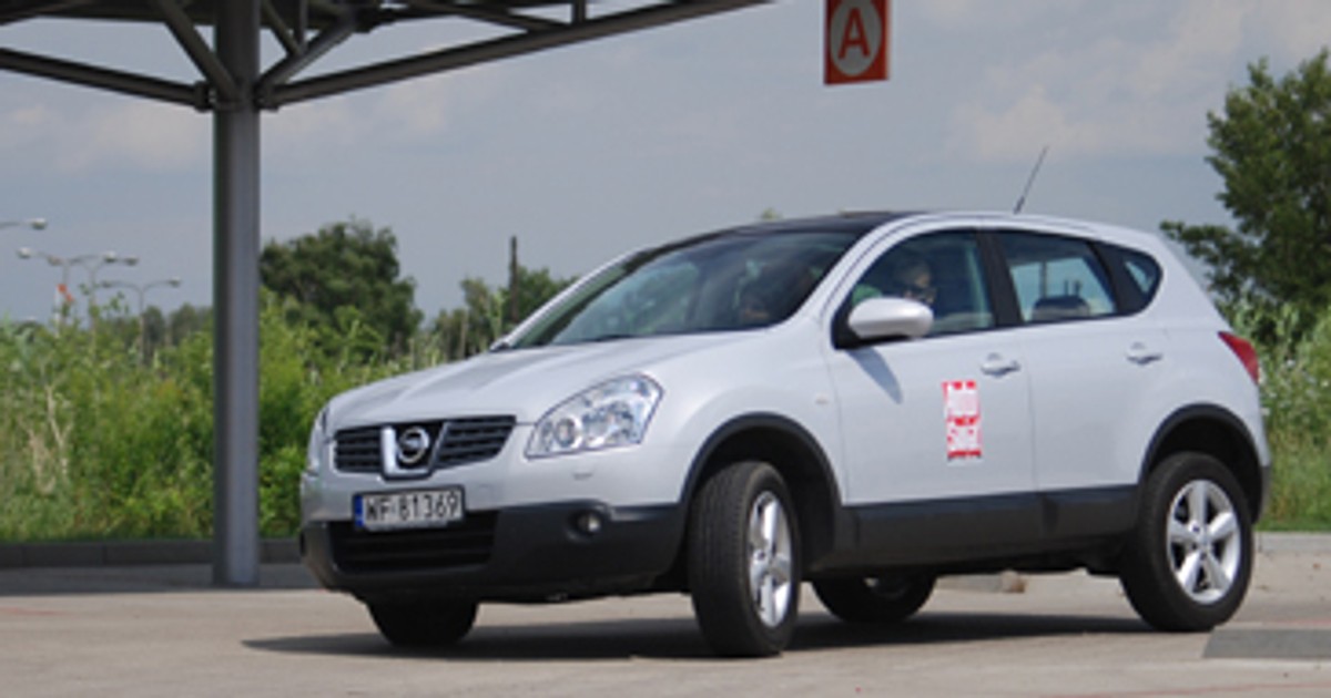 Nissan Qashqai 2.0 Tekna Pack - Miejski koczownik