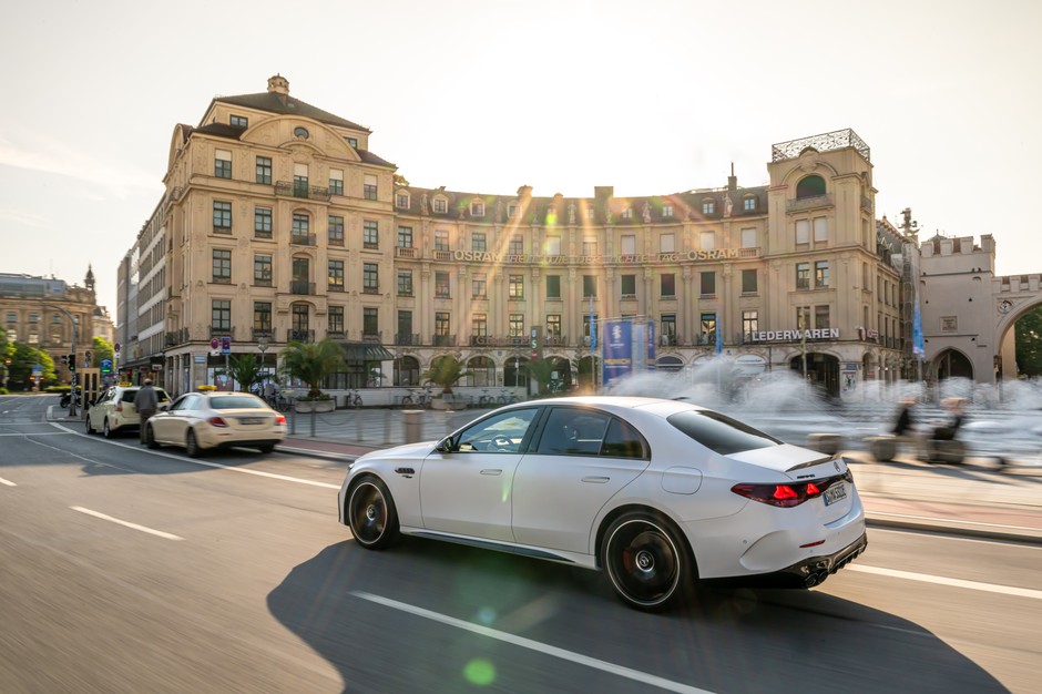 Mercedes-AMG E53 Hybrid 4MATIC+