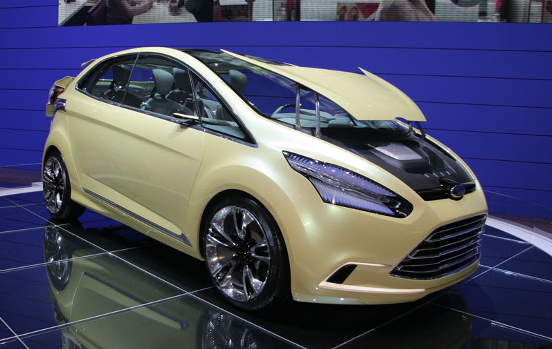 Ford w 2010: nowy Focus będzie produkowany w Saarlouis, C-Max w Walencji
