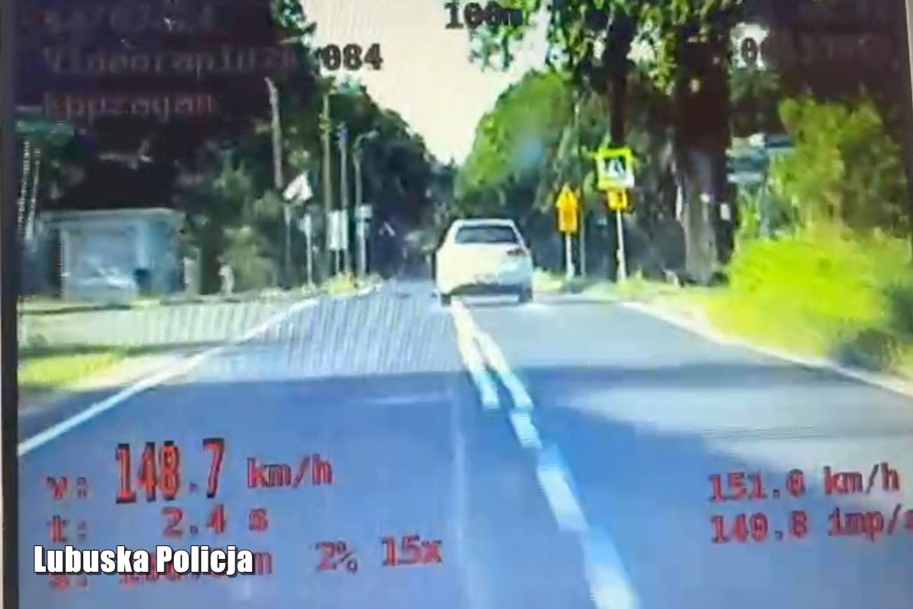 Po pościgu policjanci zatrzymali 23-latkę. Kobieta uzbierała ponad 200 punktów karnych