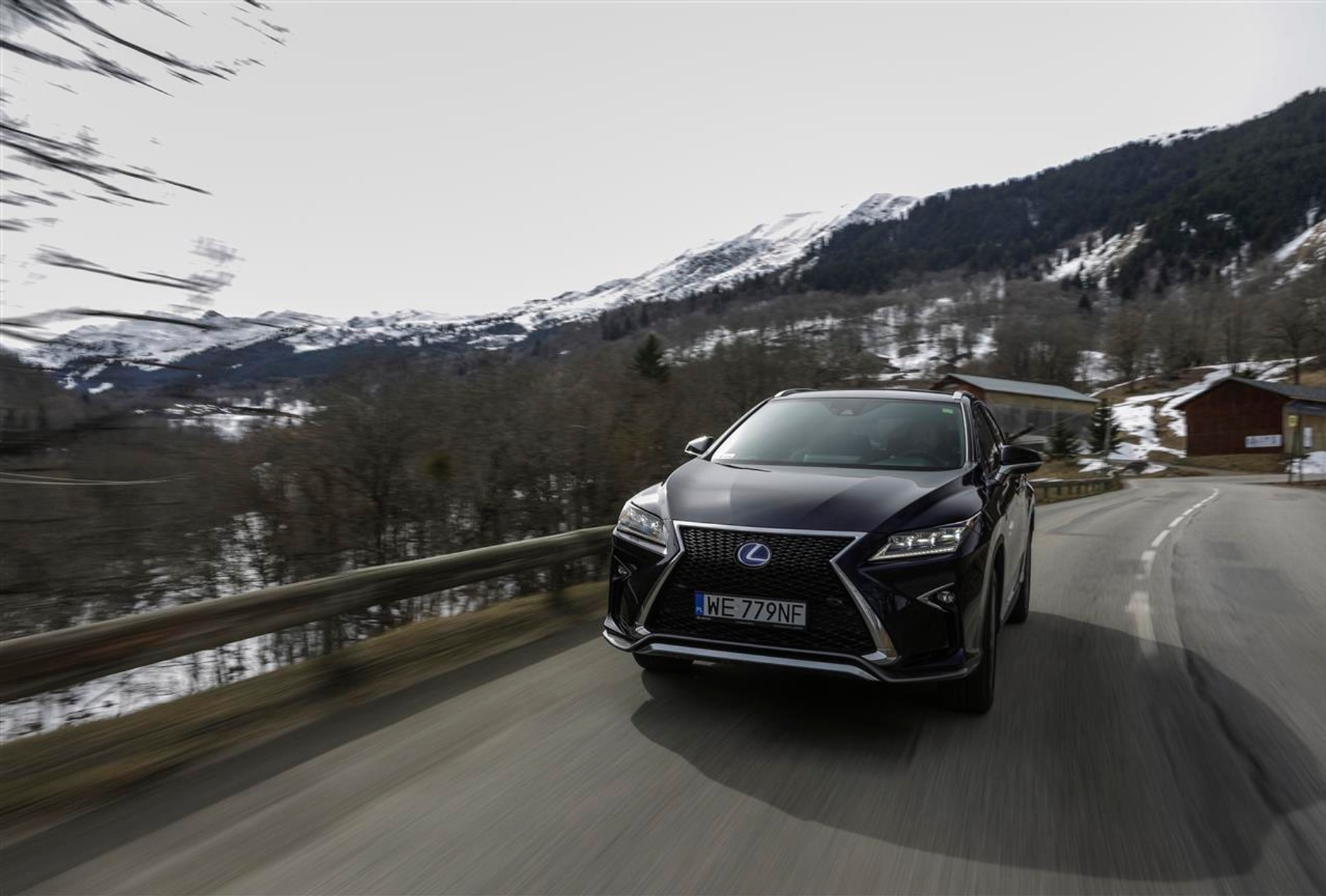 Te SUV-y zużywają najmniej paliwa. Najnowsze dane Consumer Reports