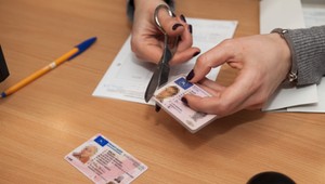 Lekarz bez uprawnień przebadał 2 tys. kierowców. Czy stracą prawa jazdy?