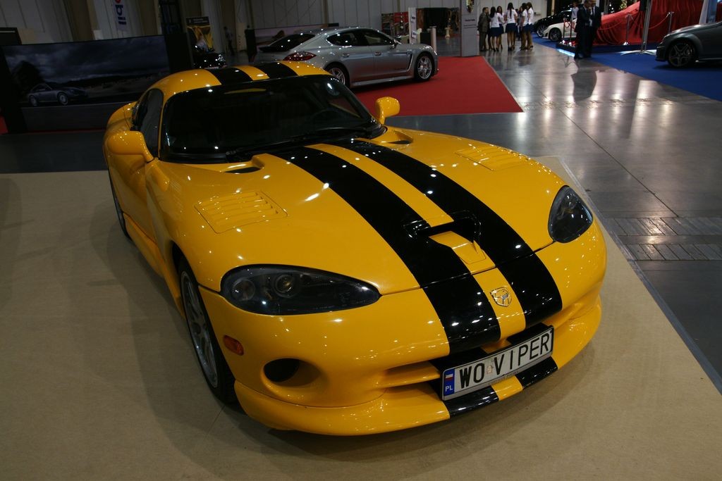 Poznań Motor Show 2010: honor uratowali dilerzy (galeria)