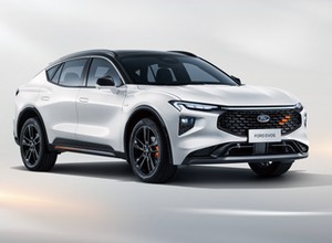 Ford Evos - crossover, który ma zastąpić Mondeo?