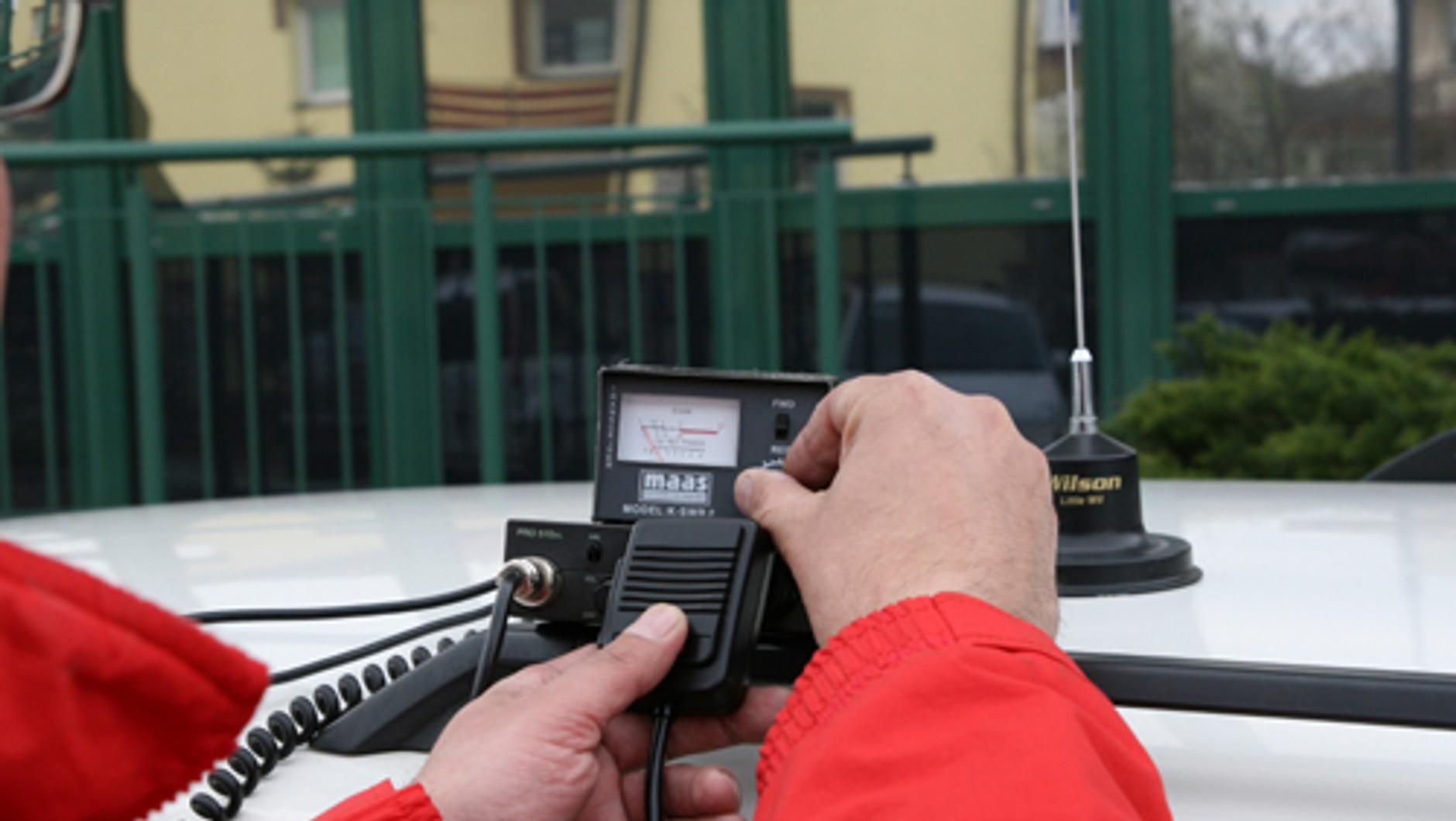Gdy radio trzeszczy
