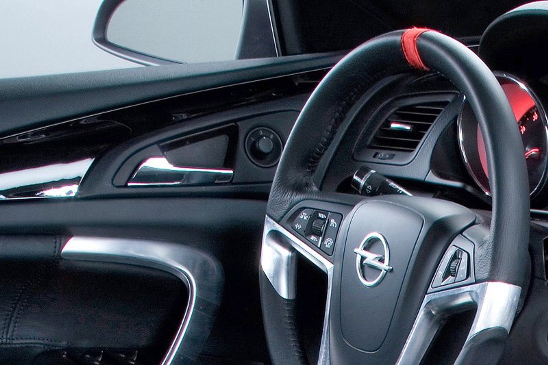 Genewa 2007: Opel GTC Concept