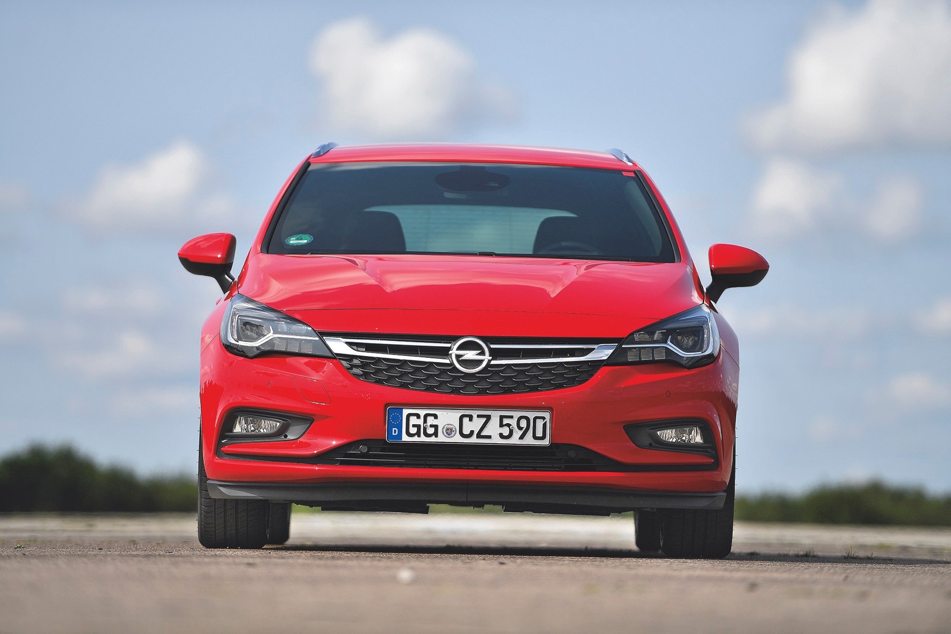 Hyundai i30 vs. Opel Astra i Skoda Octavia - Kombi w Dobrym Formacie